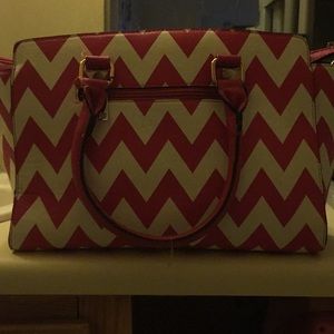 Medium size purse